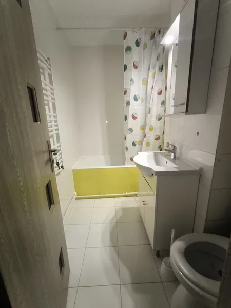 Crangasi, langa metrou, centrala proprie, loc parcare